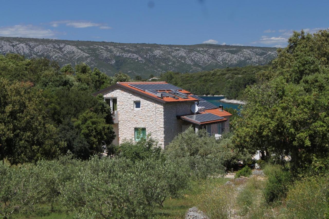 Seaside Secluded Apartments Cove Karkavac - Scedro, Hvar - 8801 Jelsa  Exterior foto